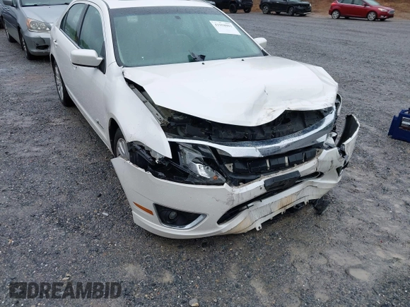 2010 Ford Fusion Hybrid with VIN 3FADP0L3XAR295179, listed as a IAAI auction lot 41958001 with 224,973 mi miles. Bid and sale history available at carsss.com. Image 6.