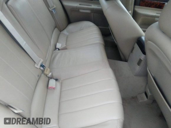 2005 Lincoln LS w/Luxury Pkg with VIN 1LNHM86S85Y606813, listed as a IAAI auction lot 39938974 with 131,558 mi miles. Bid and sale history available at carsss.com. Image 8.
