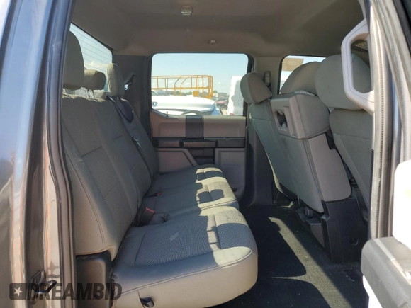 2021 Ford F-350 XL z VIN 1FT8W3DT4MEC60062, wystawiony jako Copart lot #55775935 z przebiegiem 456 137 mil mil oraz Czysty tytuł • Clean title. Historia ofert i sprzedaży dostępna na DreamBid. Obrazek 10.