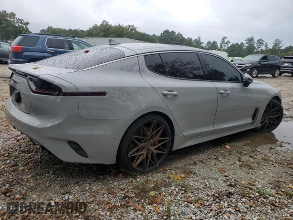 2021 Kia Stinger GT2 with VIN KNAE55LC2M6087846, listed as a Copart auction lot 73556274 with 59,168 mi miles and Salvage Title. Bid and sale history available at carsss.com. Image 3.