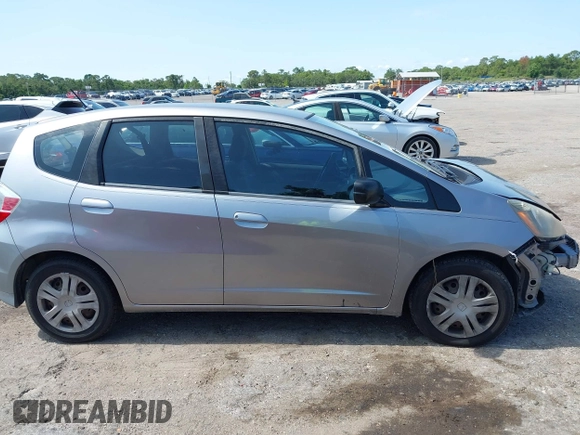 2009 Honda Fit с VIN JHMGE88269S061454, выставлен на аукционе IAAI как лот 42418497 с пробегом 144 692 миль миль и . История ставок и продаж доступна на DreamBid. Изображение 13.