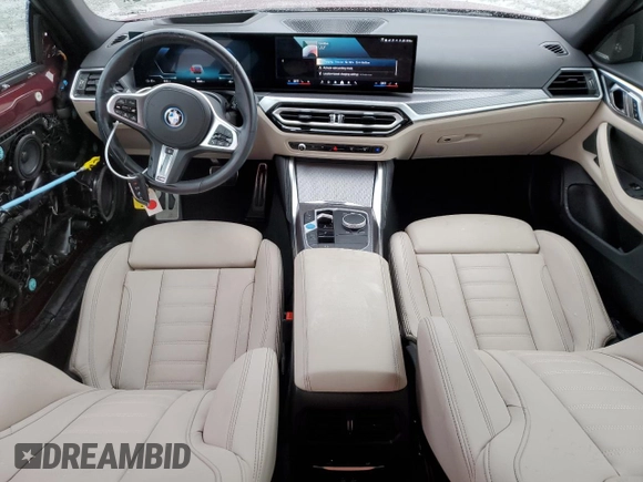 2024 BMW i4 eDrive40 z VIN WBY73AW05RFS90523, wystawiony jako Copart lot #49114805 z przebiegiem 12 323 mil mil oraz Szkoda całkowita • Salvage title. Historia ofert i sprzedaży dostępna na DreamBid. Obrazek 8.