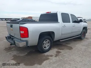 2012 Chevrolet Silverado 1500 LT with VIN 3GCPCSEA3CG263702, listed as a IAAI auction lot 41337363 with 192,759 mi miles. Bid and sale history available at carsss.com. Image 4.