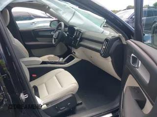 2024 Volvo XC40 Plus Dark Theme with VIN YV4L12UL5R2308371, listed as a IAAI auction lot 42516455 with 9,056 mi miles and . Bid and sale history available at DreamBid. Image 5.