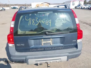 2005 Volvo XC70 with VIN YV1SZ592X51201769, listed as a IAAI auction lot 41836689 with 260,339 mi miles and . Bid and sale history available at DreamBid. Image 16.