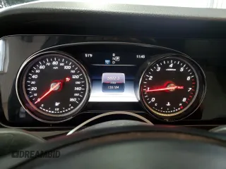 2018 Mercedes-Benz E-Class E 300 with VIN WDDZF4JBXJA374002, listed as a Copart auction lot 42376925 with 136,184 mi miles and Salvage Title. Bid and sale history available at carsss.com. Image 9.