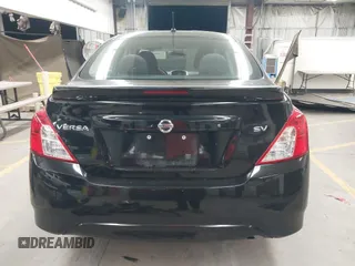 2019 Nissan Versa SV z VIN 3N1CN7APXKL808206, wystawiony jako IAAI lot #41828460 z przebiegiem 95 918 mil mil oraz . Historia ofert i sprzedaży dostępna na DreamBid. Obrazek 17.