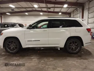 2020 Jeep Grand Cherokee Limited X z VIN 1C4RJFBGXLC167132, wystawiony jako IAAI lot #42155335 z przebiegiem 86 886 mil mil oraz . Historia ofert i sprzedaży dostępna na DreamBid. Obrazek 14.