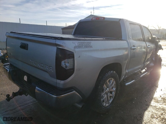 2018 Toyota Tundra 4WD SR5 with VIN 5TFDW5F1XJX742413, listed as a Copart auction lot 85025814 with 292,192 mi miles and Salvage Title. Bid and sale history available at carsss.com. Image 3.