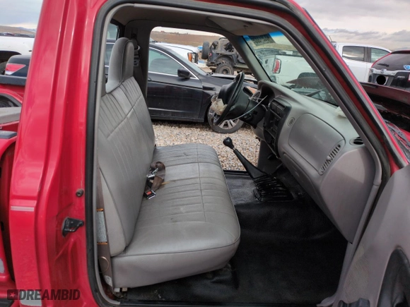 1996 Ford Ranger XL with VIN 1FTCR10A4TPA48453, listed as a Copart auction lot 45501335 with 159,684 mi miles and Salvage Title. Bid and sale history available at carsss.com. Image 10.