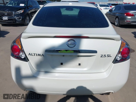 2007 Nissan Altima 2.5 with VIN 1N4AL21E77N476931, listed as a IAAI auction lot 41978623 with 182,607 mi miles. Bid and sale history available at carsss.com. Image 16.