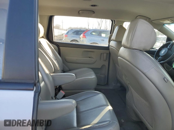 2018 Kia Sedona L with VIN KNDMA5C14J6400724, listed as a Copart auction lot 85656474 with 162,122 mi miles and Clean Title. Bid and sale history available at carsss.com. Image 11.