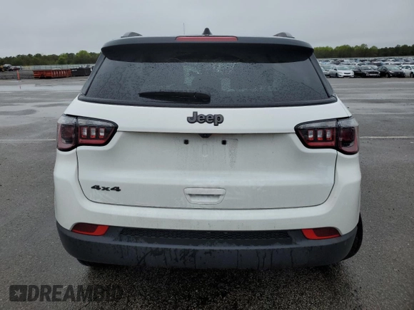 2024 Jeep Compass Latitude с VIN 3C4NJDBNXRT106152, выставлен на аукционе Copart как лот 55049335 с пробегом 4 944 миль миль и Списание • Salvage title. История ставок и продаж доступна на DreamBid. Изображение 6.