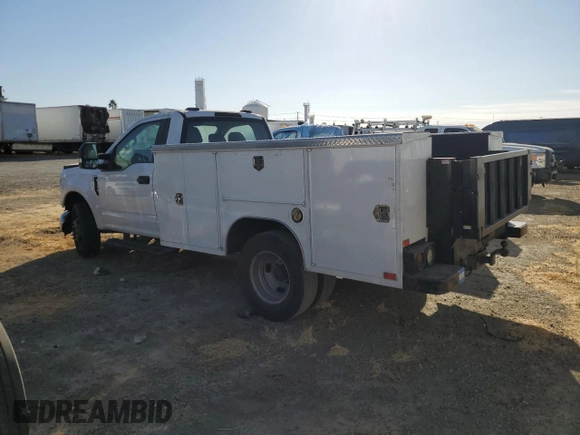 2020 Ford F-350 z VIN 1FDRF3G65LED08821, wystawiony jako Copart lot #72862504 z przebiegiem 205 384 mil mil oraz Czysty tytuł • Clean title. Historia ofert i sprzedaży dostępna na DreamBid. Obrazek 2.
