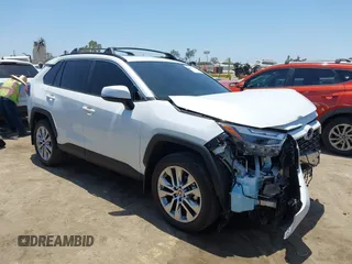 2023 Toyota RAV4 XLE Premium с VIN 2T3C1RFV5PW284796, выставлен на аукционе IAAI как лот 42543759 с пробегом 29 005 миль миль и . История ставок и продаж доступна на DreamBid. Изображение 1.