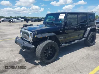 2016 Jeep Wrangler Unlimited Sport z VIN 1C4BJWDG4GL327638, wystawiony jako IAAI lot #42494615 z przebiegiem 139 371 mil mil oraz . Historia ofert i sprzedaży dostępna na DreamBid. Obrazek 17.
