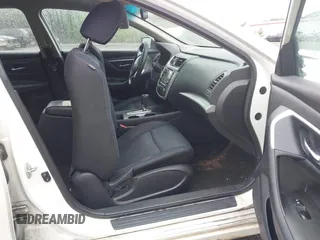 2016 Nissan Altima S with VIN 1N4AL3AP8GC211857, listed as a IAAI auction lot 41977716 with 234,952 mi miles and . Bid and sale history available at DreamBid. Image 5.