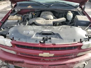 2005 Chevrolet Suburban Z71 with VIN 3GNFK16Z55G232975, listed as a Copart auction lot 49675205 with 319,956 mi miles and Salvage Title. Bid and sale history available at carsss.com. Image 12.