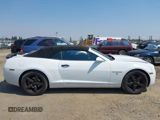 2011 Chevrolet Camaro 1LT z VIN 2G1FB3DDXB9197294, wystawiony jako IAAI lot #42715421 z przebiegiem 100 981 mil mil oraz . Historia ofert i sprzedaży dostępna na DreamBid. Obrazek 13.