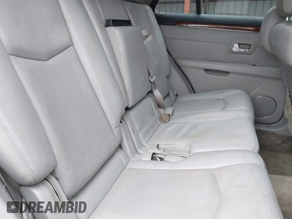 2007 Cadillac SRX with VIN 1GYEE63A870141367, listed as a IAAI auction lot 41585221 with 172,243 mi miles. Bid and sale history available at carsss.com. Image 8.