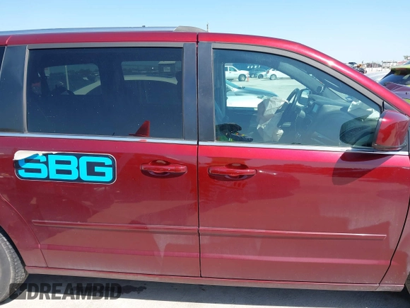 2017 Dodge Grand Caravan SXT with VIN 2C4RDGCG6HR629633, listed as a IAAI auction lot 41997303 with 128,898 mi miles and . Bid and sale history available at DreamBid. Image 14.