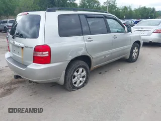 2003 Toyota Highlander z VIN JTEHF21A130118885, wystawiony jako IAAI lot #42475699 z przebiegiem 151 201 mil mil oraz . Historia ofert i sprzedaży dostępna na DreamBid. Obrazek 4.