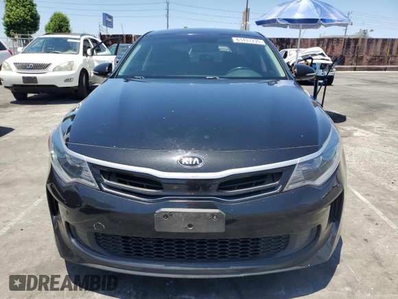 2018 Kia Optima Premium z VIN KNAGT4LE8J5023841, wystawiony jako Copart lot #61431235 z przebiegiem 193 841 mil mil oraz Czysty tytuł • Clean title. Historia ofert i sprzedaży dostępna na DreamBid. Obrazek 5.