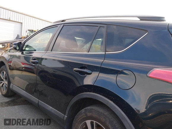 2018 Toyota RAV4 XLE с VIN 2T3WFREV5JW417144, выставлен на аукционе IAAI как лот 42685701 с пробегом 110 954 миль миль и . История ставок и продаж доступна на DreamBid. Изображение 14.