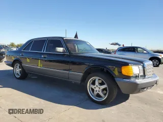1989 Mercedes-Benz 420 420SEL with VIN WDBCA35E4KA475467, listed as a Copart auction lot 80720634 with 140,418 mi miles and Clean Title. Bid and sale history available at carsss.com. Image 4.