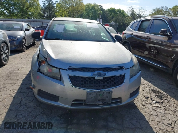2014 Chevrolet Cruze LS with VIN 1G1PA5SH1E7377102, listed as a IAAI auction lot 41947131 with 169,131 mi miles. Bid and sale history available at carsss.com. Image 12.