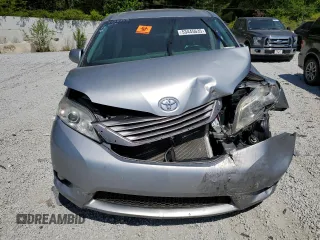 2016 Toyota Sienna XLE with VIN 5TDYK3DC7GS758895, listed as a Copart auction lot 53445635 with 111,202 mi miles and Clean Title. Bid and sale history available at DreamBid. Image 5.