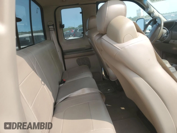 2001 Ford F-350 XL with VIN 1FTSX31F11ED72055, listed as a Copart auction lot 66164624 with 228,597 mi miles and Salvage Title. Bid and sale history available at DreamBid. Image 10.