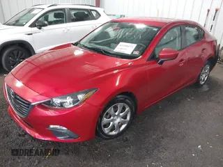 2015 Mazda 3 i Sport z VIN 3MZBM1U7XFM133863, wystawiony jako IAAI lot #42108073 z przebiegiem 78 936 mil mil oraz . Historia ofert i sprzedaży dostępna na DreamBid. Obrazek 17.