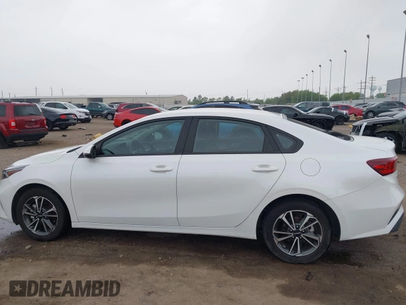 2023 Kia Forte LXS with VIN 3KPF24AD7PE669204, listed as a IAAI auction lot 41915744 with 17,413 mi miles and . Bid and sale history available at DreamBid. Image 14.