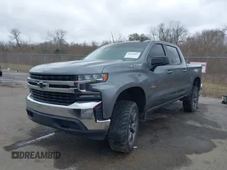 2020 Chevrolet Silverado 1500 LT with VIN 3GCPWCED8LG285993, listed as a IAAI auction lot 41664807 with 63,637 mi miles. Bid and sale history available at carsss.com. Image 2.