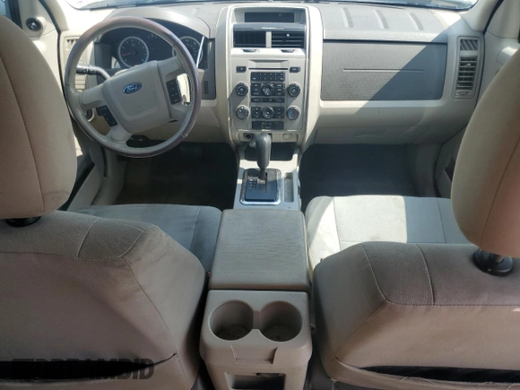 2012 Ford Escape XLT with VIN 1FMCU9D73CKC29497, listed as a Copart auction lot 63211965 with 142,134 mi miles and Salvage title. Bid and sale history available at DreamBid. Image 8.