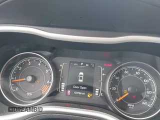 2015 Jeep Cherokee Sport с VIN 1C4PJLAB0FW761467, выставлен на аукционе IAAI как лот 42362433 с пробегом 133 794 миль миль и . История ставок и продаж доступна на DreamBid. Изображение 7.