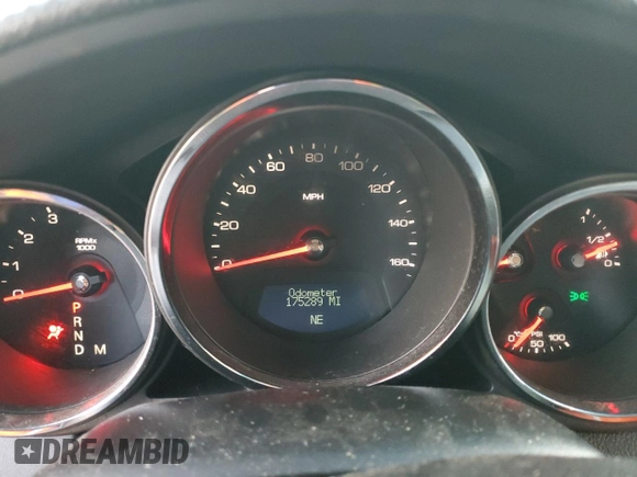 2008 Cadillac CTS RWD w/1SA with VIN 1G6DF577380203396, listed as a Copart auction lot 70604394 with 175,289 mi miles and Salvage Title. Bid and sale history available at carsss.com. Image 9.
