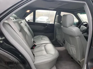 1993 Mercedes-Benz 500 z VIN WDBGA51E7PA109156, wystawiony jako Copart lot #86609194 z przebiegiem 137 885 mil mil oraz Tytuł czysty. Historia ofert i sprzedaży dostępna na DreamBid. Obrazek 10.