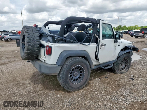 2016 Jeep Wrangler Sport с VIN 1C4AJWAG4GL262936, выставлен на аукционе Copart как лот 63928545 с пробегом 108 399 миль миль и Списание • Salvage title. История ставок и продаж доступна на DreamBid. Изображение 3.