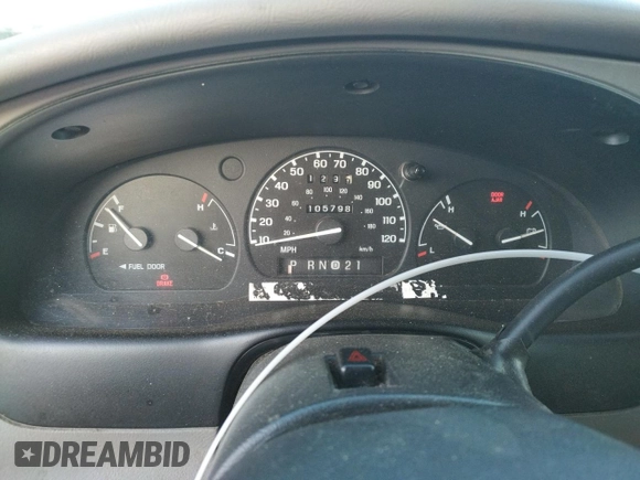 1999 Ford Ranger XL with VIN 1FTYR10V4XUB32661, listed as a Copart auction lot 83122484 with 105,798 mi miles and Clean Title. Bid and sale history available at carsss.com. Image 9.