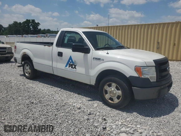 2013 Ford F-150 XL с VIN 1FTMF1CMXDKG42014, выставлен на аукционе Copart как лот 62140115 с пробегом 243 314 миль миль и Чистый • Clean title. История ставок и продаж доступна на DreamBid. Изображение 4.