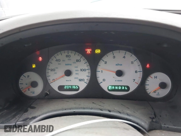 2003 Dodge Grand Caravan with VIN 2D4GP24353R195035, listed as a IAAI auction lot 41574068 with 209,165 mi miles and . Bid and sale history available at DreamBid. Image 7.