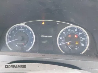 2015 Toyota Camry XLE z VIN 4T1BF1FK6FU923716, wystawiony jako IAAI lot #42038803 z przebiegiem 255 479 mil mil oraz . Historia ofert i sprzedaży dostępna na DreamBid. Obrazek 7.