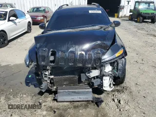 2016 Jeep Cherokee Limited with VIN 1C4PJMDB0GW366630, listed as a Copart auction lot 57622875 with 219,132 mi miles and Salvage title. Bid and sale history available at DreamBid. Image 5.