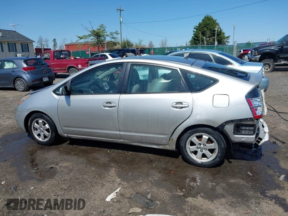 2004 Toyota Prius with VIN JTDKB20U640063062, listed as a IAAI auction lot 41934737 with 257,345 mi miles. Bid and sale history available at carsss.com. Image 15.