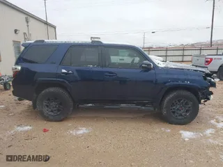 2020 Toyota 4Runner SR5 with VIN JTEBU5JR1L5805614, listed as a IAAI auction lot 41295454 with 50,385 mi miles. Bid and sale history available at carsss.com. Image 14.