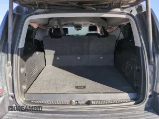 2018 GMC Yukon XL SLT with VIN 1GKS2GKC1JR105652, listed as a Copart auction lot 81405944 with 134,747 mi miles and Salvage Title. Bid and sale history available at carsss.com. Image 6.