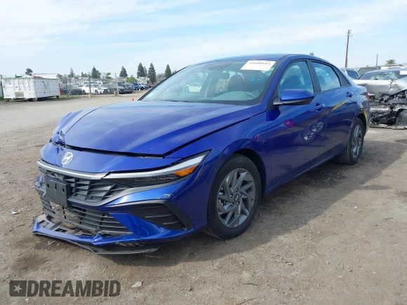 2024 Hyundai Elantra SEL with VIN KMHLM4DGXRU820751, listed as a IAAI auction lot 41600603 with 9,137 mi miles and . Bid and sale history available at DreamBid. Image 14.