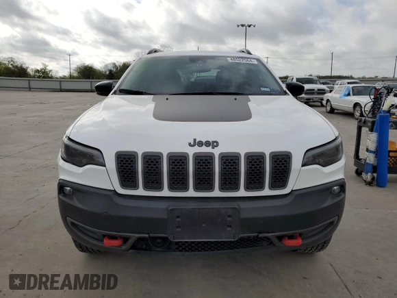 2022 Jeep Cherokee Trailhawk with VIN 1C4PJMBXXND502267, listed as a Copart auction lot 48522564 with 28,554 mi miles and Clean Title. Bid and sale history available at carsss.com. Image 5.